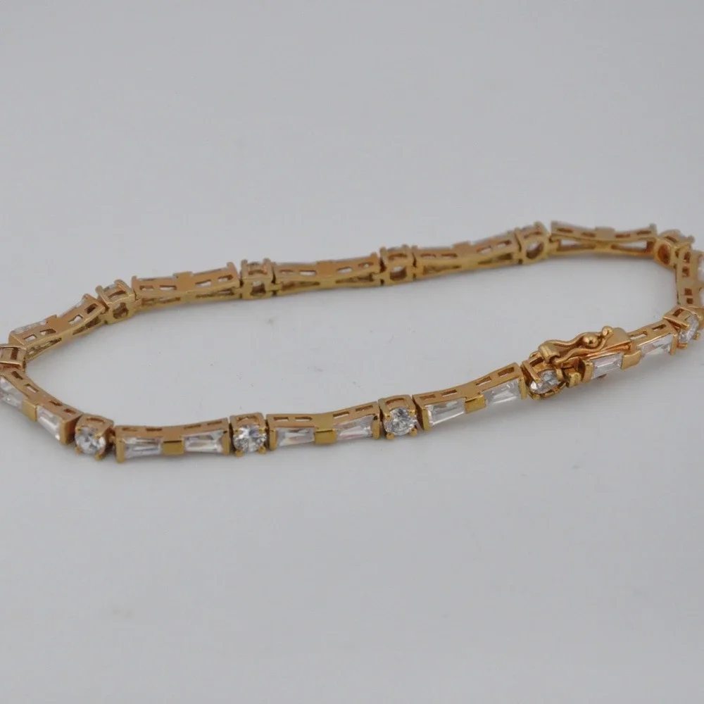 Avon Tennis Bracelet Gold-tone Clear‎ Excellent Baguette Round Crystals Link